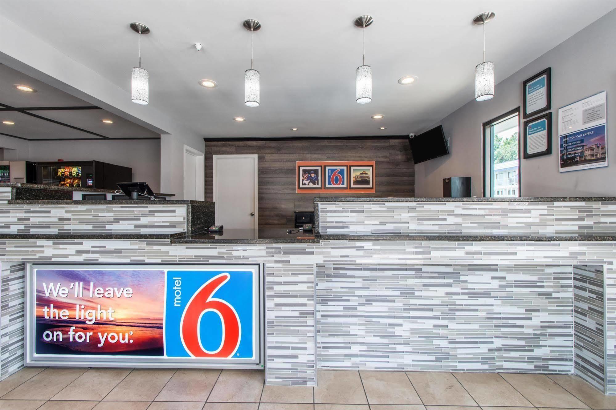 Motel 6-Norcross, Ga - Atlanta Northeast Εξωτερικό φωτογραφία