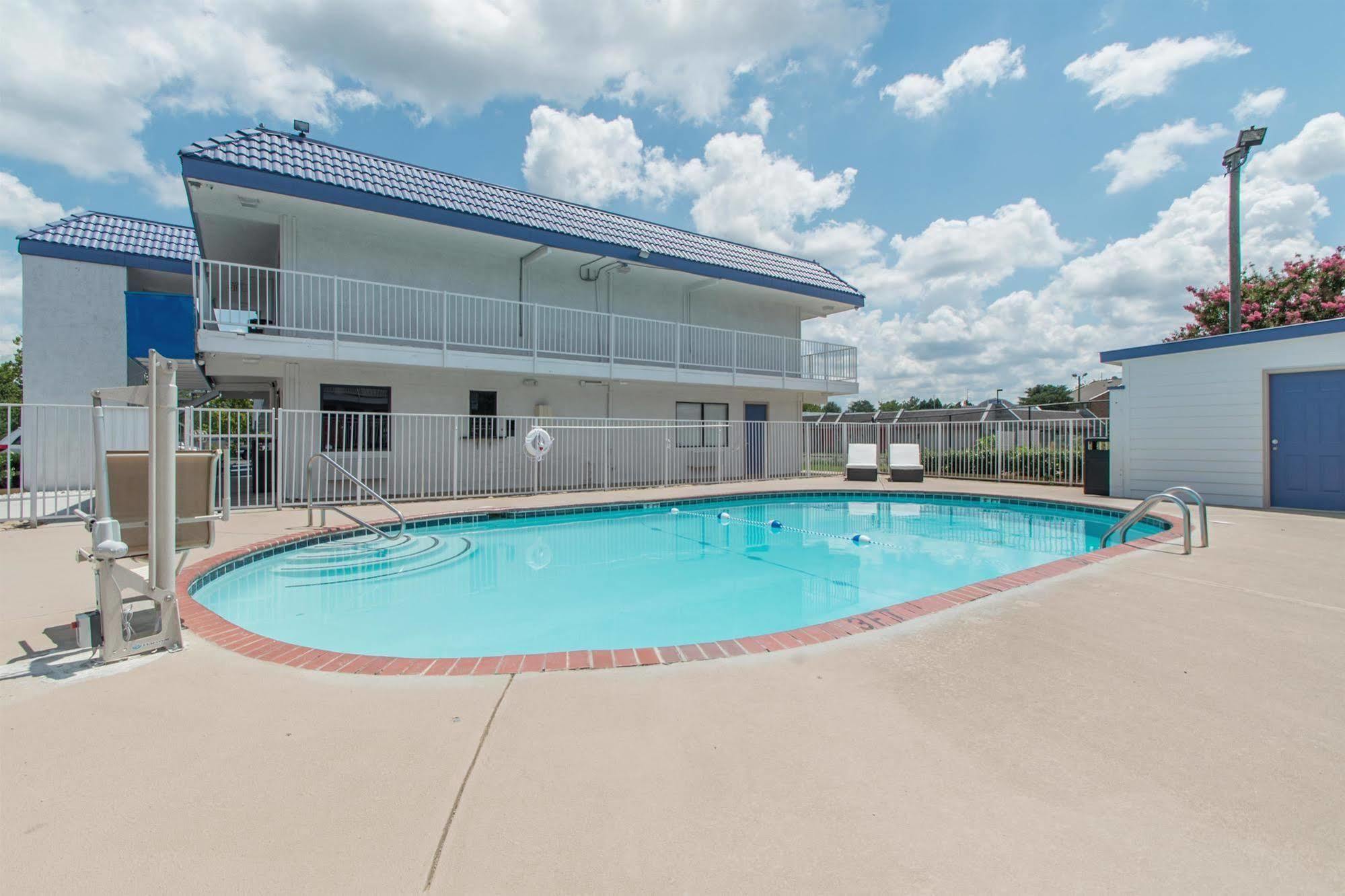Motel 6-Norcross, Ga - Atlanta Northeast Εξωτερικό φωτογραφία